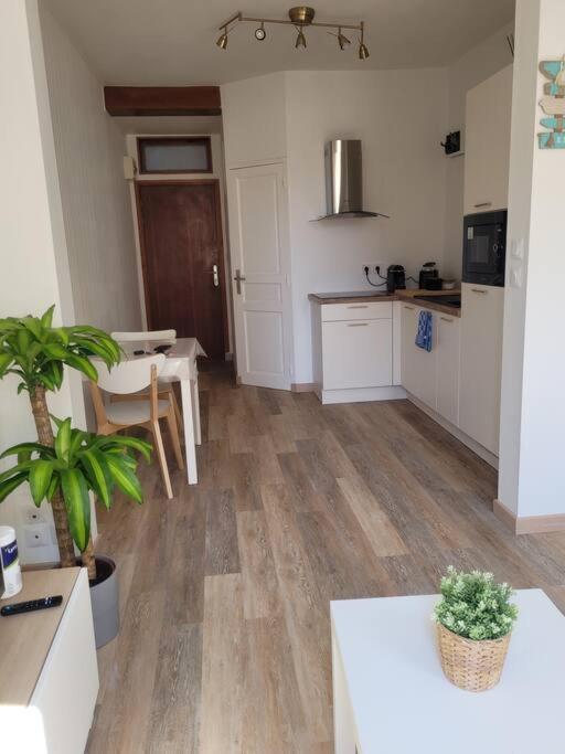 Le Paseo Apartment Troyes Exterior photo